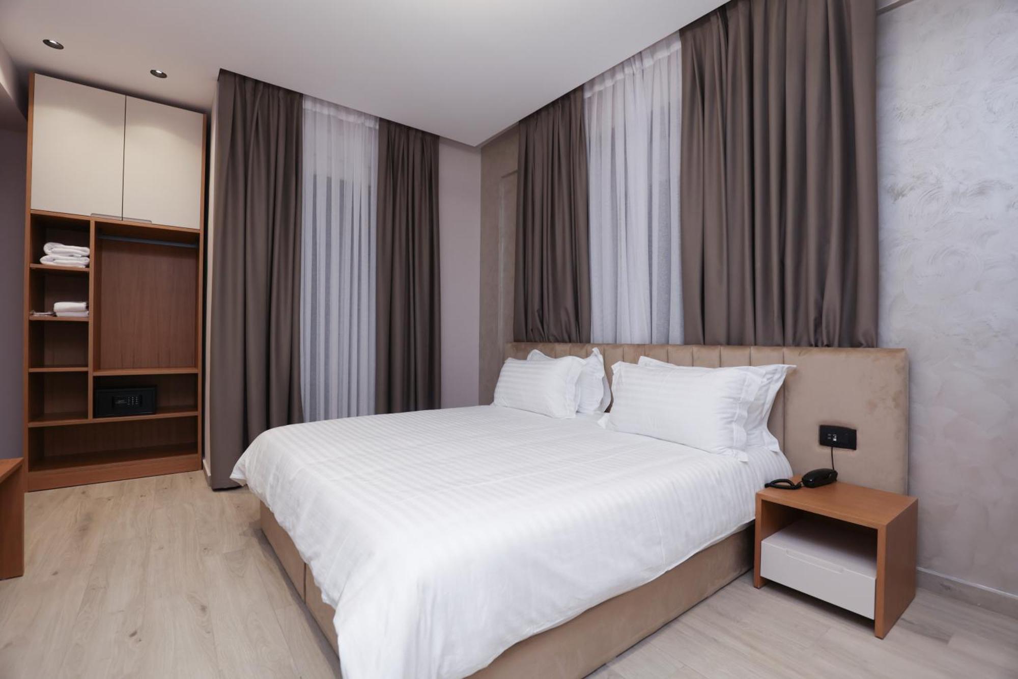 Residence Inn Tiranë Ngoại thất bức ảnh