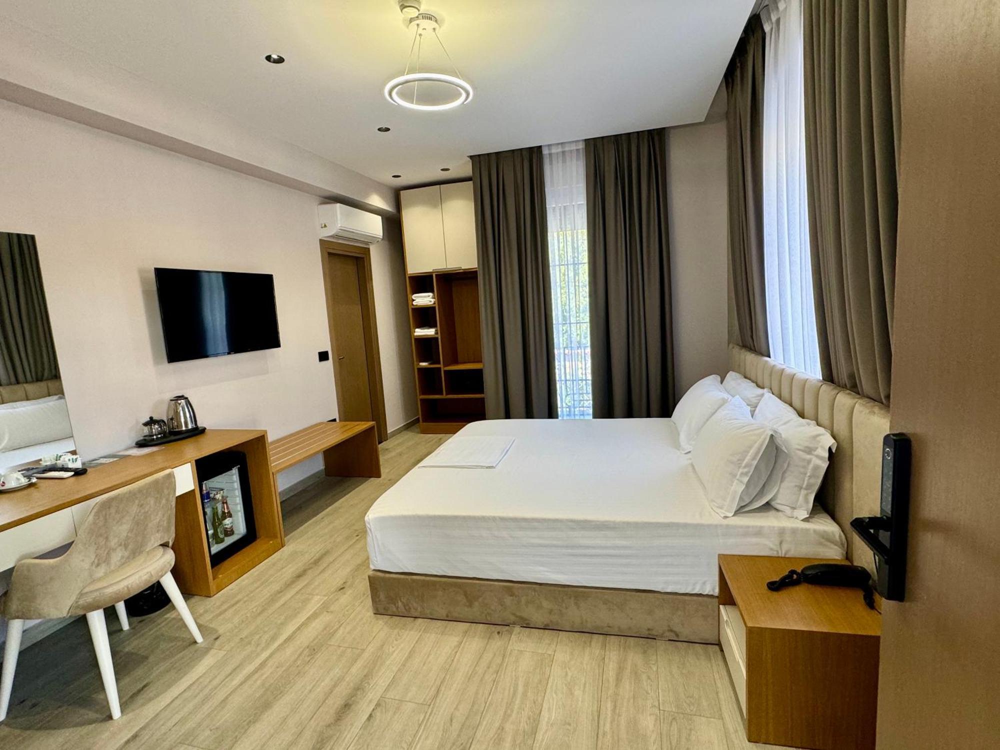 Residence Inn Tiranë Ngoại thất bức ảnh